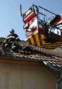ramoneur corses feu de cheminee_1